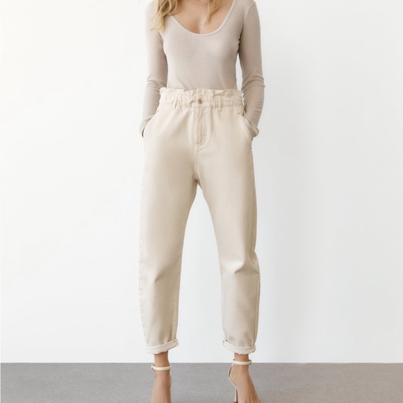 Zara Denim - Zara Baggy Paper bag Jeans *WORN ONCE*